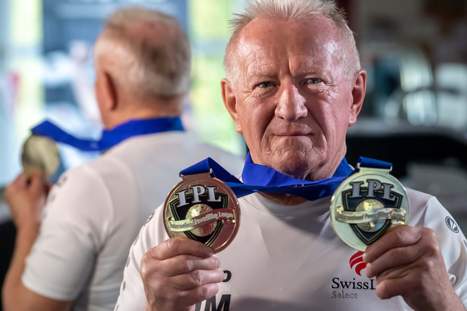 In seiner Altersklasse ist Hans Malchau (69) mehrfacher Weltmeister der "International Powerlifting League" (IPL).