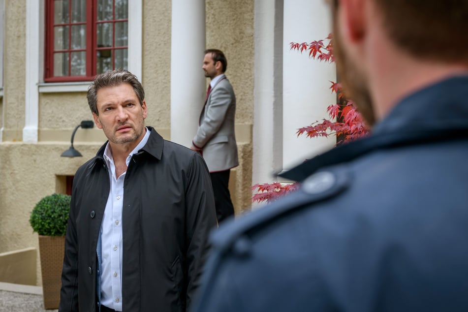 Leonard beschimpft Christoph als Mörder.
