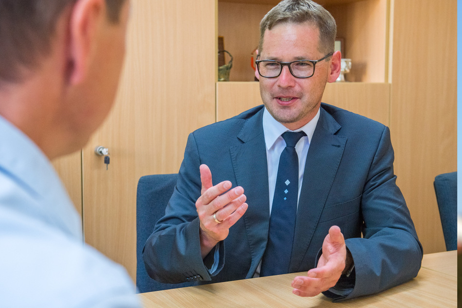 Hatte bis Donnerstag einen Inzidenzwert von 0,0: Alexander Troll (46, CDU), Stadtchef von Lößnitz.