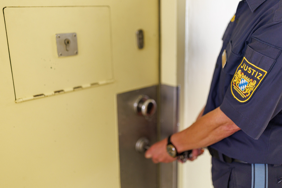 Arbeit hinter Gittern: Gibt es im Ländle bald mehr Lohn für Häftlinge?