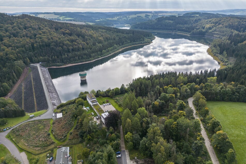 Die Talsperre Lichtenberg ist Teil des Wassersystems.
