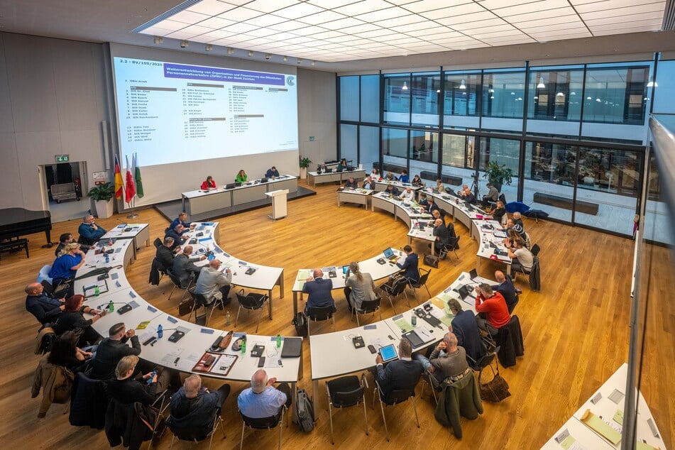 Spar-Alarm im Zwickauer Rathaus! Zahlreiche Erzieher-Jobs stehen auf dem Spiel