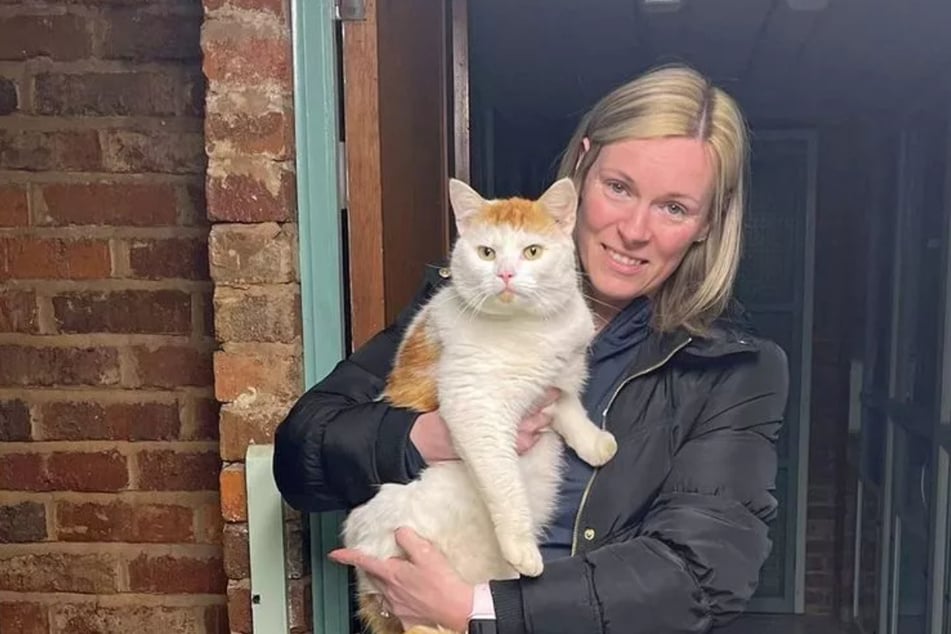 Cara and Colin McBurnie from Scotland feared the worst when their beloved cat Beans disappeared from their home, but then, a miracle happened!