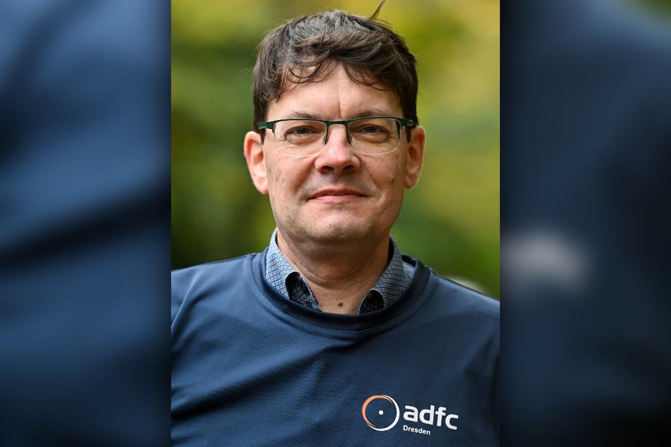 ADFC-Präsident Edwin Seifert (51) freut sich über den gut angenommenen Radfahrstreifen.