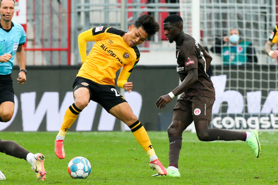 Jongmin Seo (20, M.) bei seinem Debüt in der 2. Bundesliga gegen den FC St. Pauli im Oktober 2021.