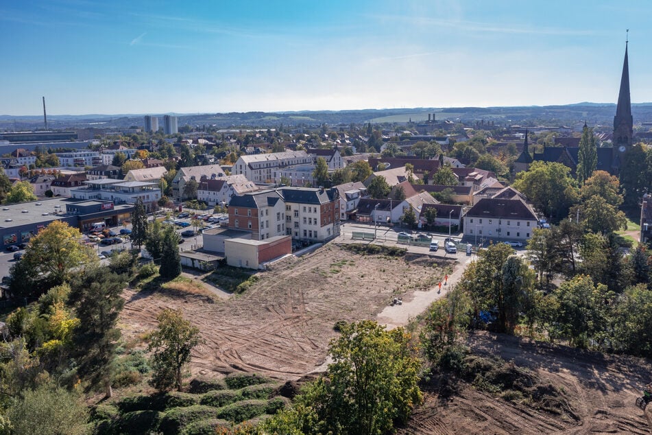 Auch für das alte Operetten-Areal in Leuben sucht die Stadt einen Investor für den Wohnungsbau.