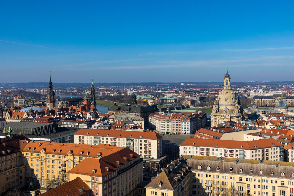 So schön ist der Blick auf die unverstellte Dresdner Altstadt.
