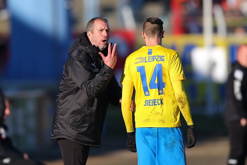 Lok-Coach Jochen Seitz trieb seine Jungs noch einmal an. Doch es sollte kein Treffer fallen.