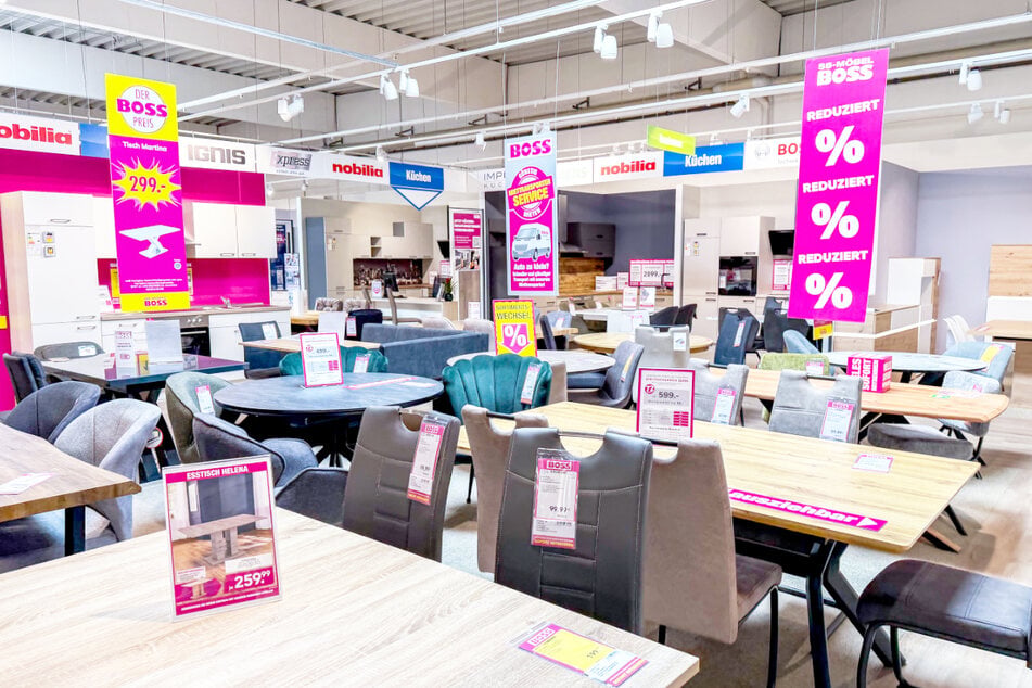 Möbel Boss startet große Lagerräumung und senkt massiv die Preise