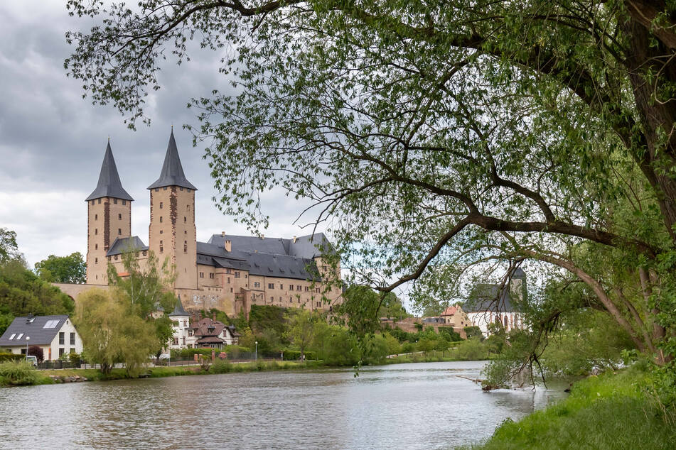 Bei einer Führung auf Schloss Rochlitz könnt Ihr die schönen Seiten des Schlosslebens kennenlernen.