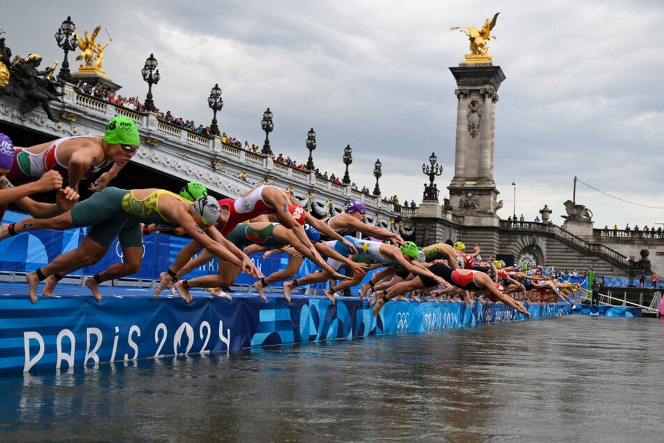 Wegen Fäkalien in der Seine? Triathleten ziehen sich nach Krankheitsfall zurück