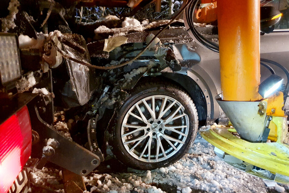 An dem Audi entstand erheblicher Sachschaden.