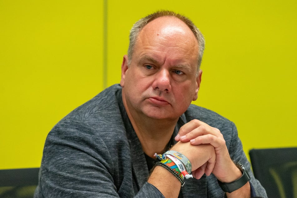 OB Dirk Hilbert (52, FDP)