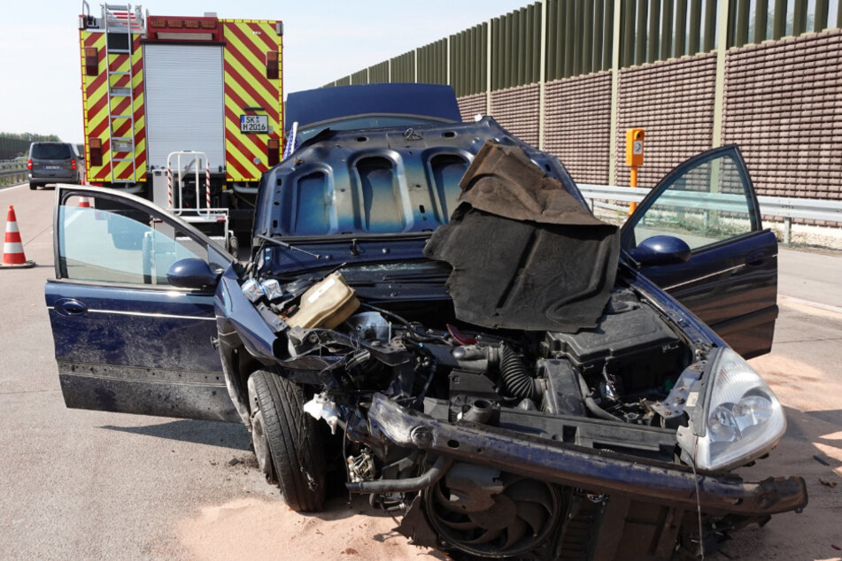Auto überschlägt sich auf A9: Schwerverletzte in Klinik geflogen!