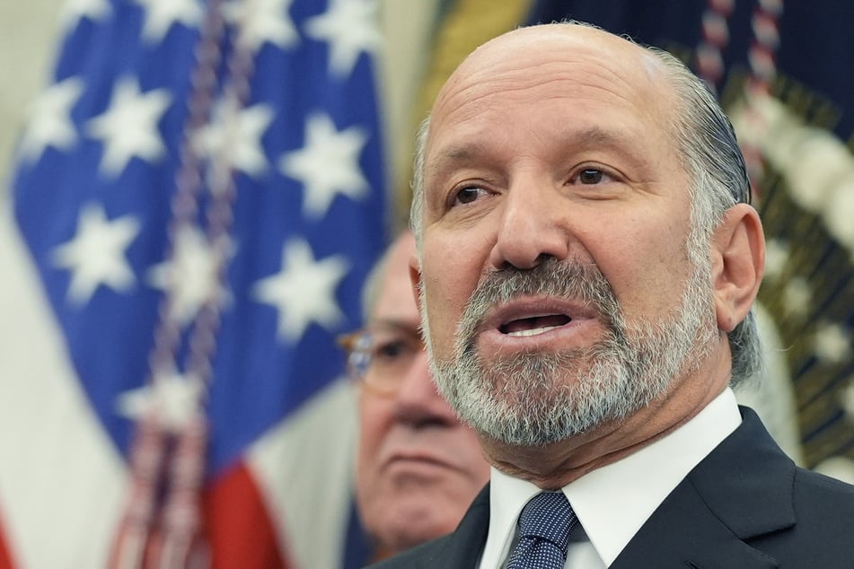 US-Handelsminister Howard Lutnick war auf Epsteins Missbrauchs-Insel zum "Mittagessen"