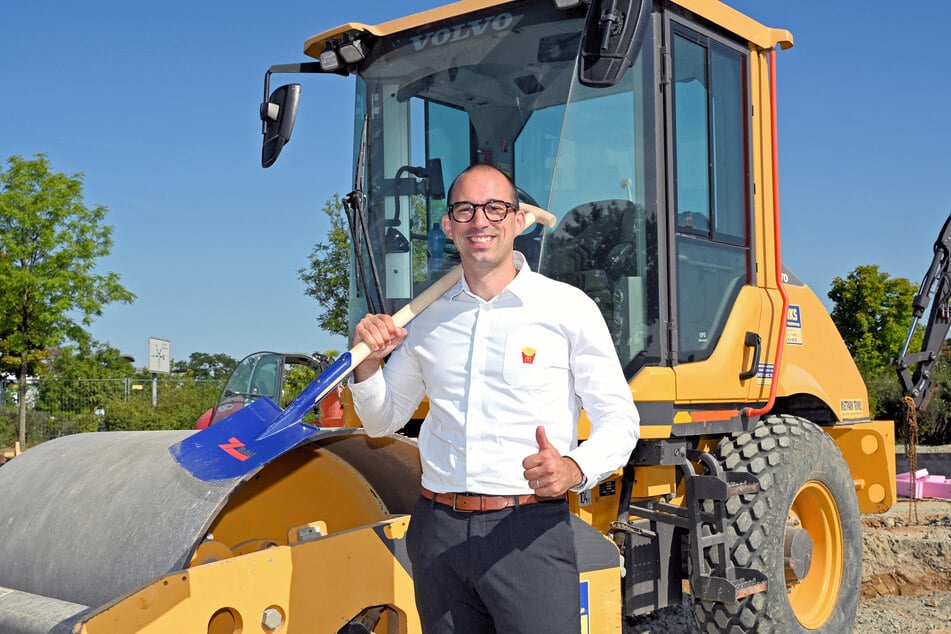 Marc Briol (35) auf der Baustelle des neuen McDonald's in Markkleeberg-Wachau.