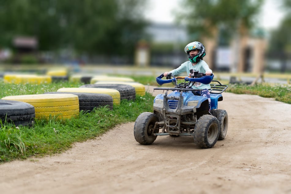 Am Stausee erwartet Euch unter anderem auch ein Kinderquad-Parcours. (Symbolbild)