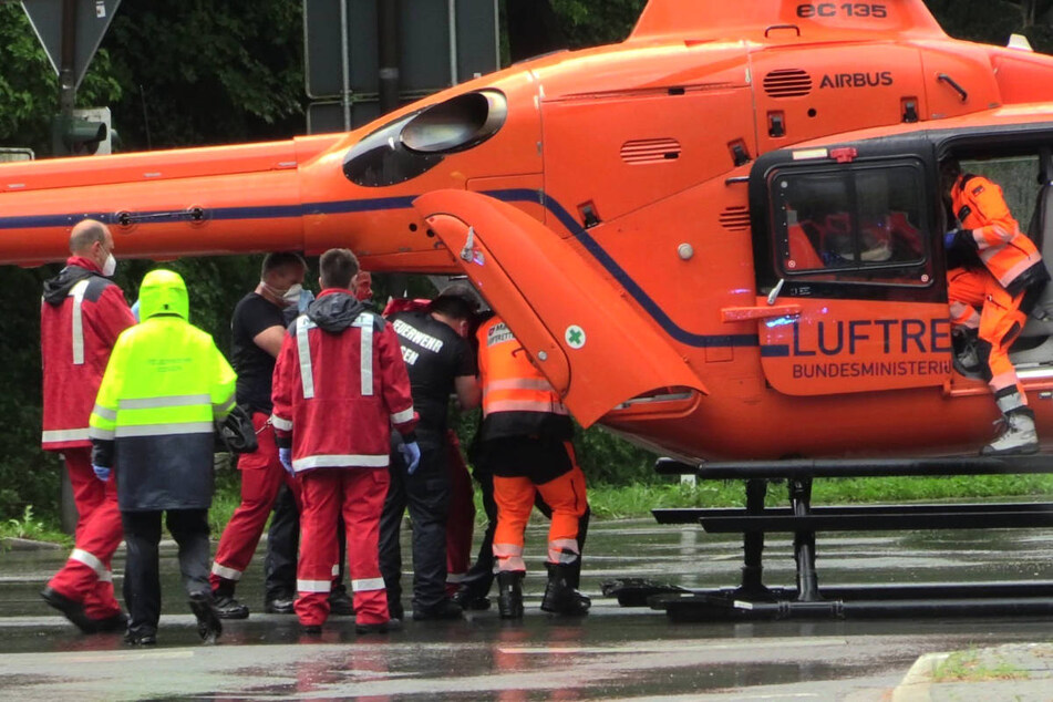 Der 48 Jahre alte Mann ist mit einem Rettungshubschrauber ins Universitätsklinikum Greifswald geflogen worden. (Symbolfoto)