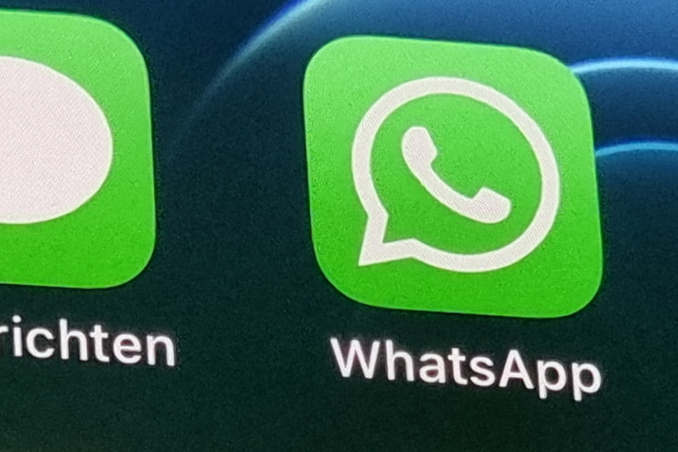 Die Betrüger nutzen meist die beliebte Messenger-App Whatsapp.