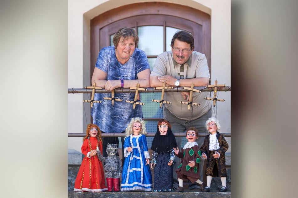Das Marionettentheater Dombrowsky tourt als Wandertheater vor allem durch Sachsen.