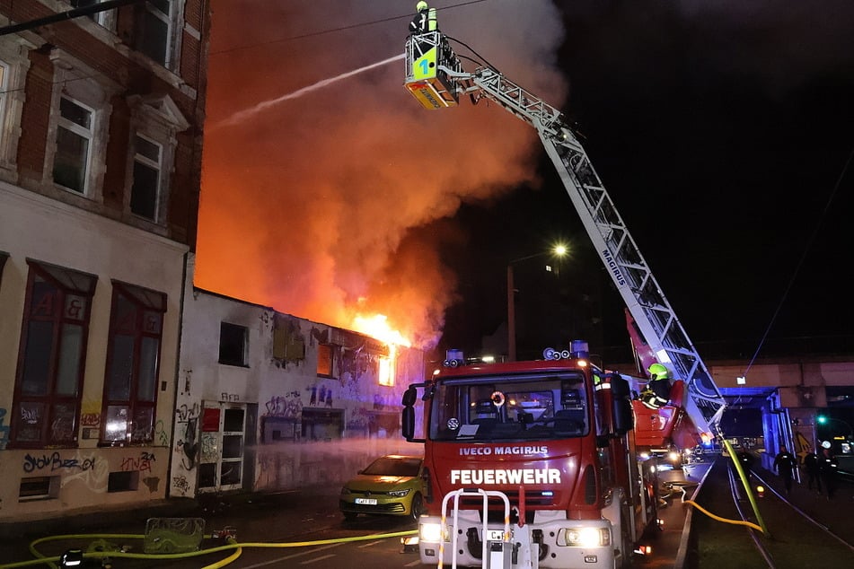Chemnitz: Vollsperrung wegen Feuerwehreinsatz in Chemnitz