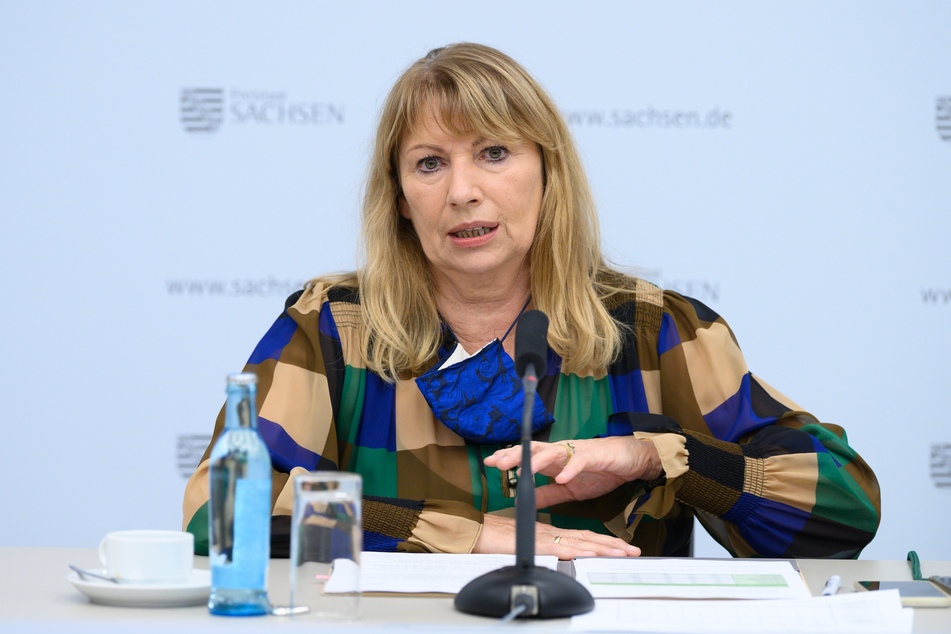Gesundheitsministerin Petra Köpping rechnet mit einer hohen Zahl an Personen, die in Sachsens Impfzentren gegen das Coronavirus geimpft werden sollen.