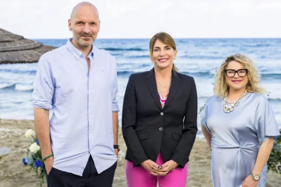 Markus Ernst, Beate Quinn und Dr. Sandra Köhldorfer (v.l.) unterstützen die Paare in ihrer Kennenlernphase auf Kreta.