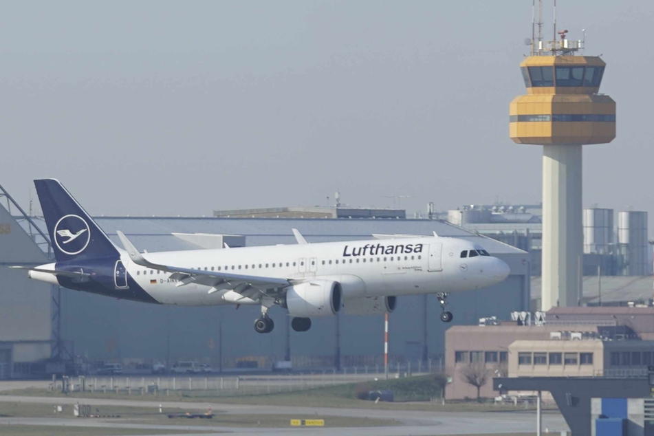 Am Hamburger Flughafen sind derzeit keine Landungen möglich.