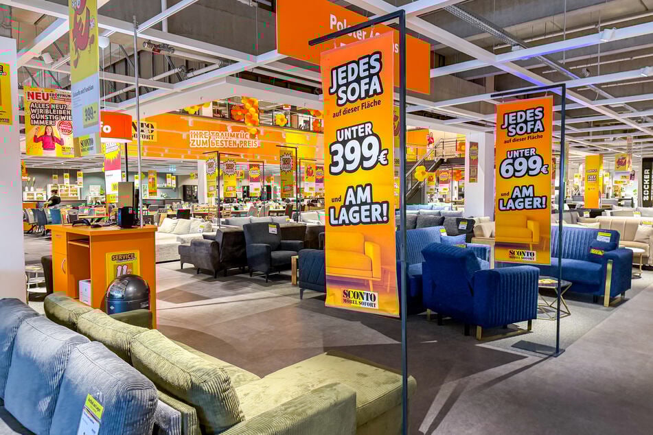 Wer neue Möbel sucht, sollte jetzt ganz schnell zu diesem Discounter