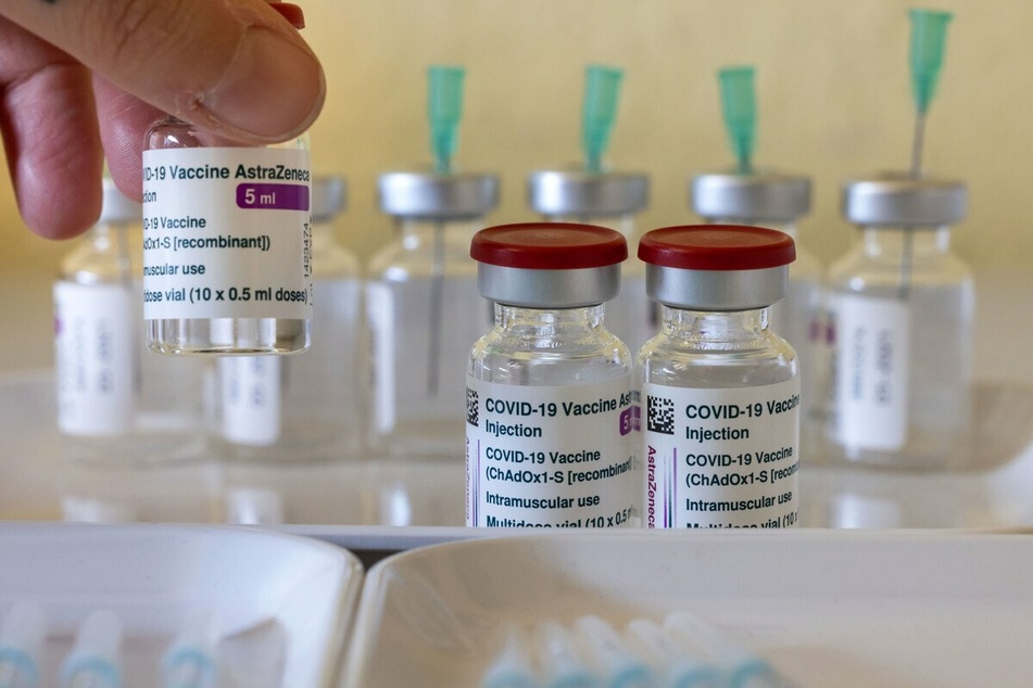 Viele Hersteller melden Engpässe bei Roh- und Verpackungsmaterialien für die Produktion des Corona-Impfstoffs.