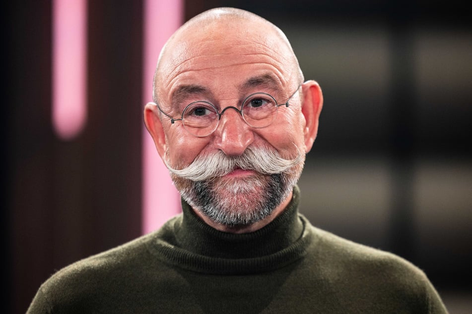 Seit Oktober 2025 ist Horst Lichter (64) offiziell Mitglied der Freiwilligen Feuerwehr Dormagen. (Archivfoto)