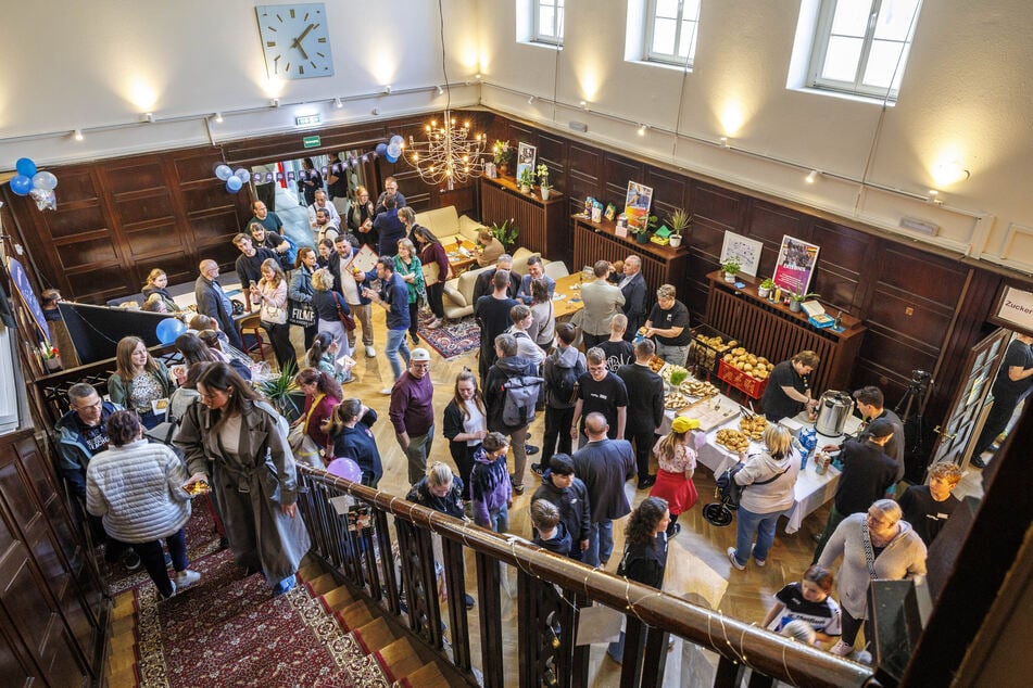Das alte Bahnhofsrestaurant "Saxonia" wurde zum Jugendtreff umgebaut.
