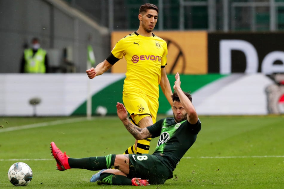 Achraf Hakimi (oben) traf für Borussia Dortmund zum 2:0.