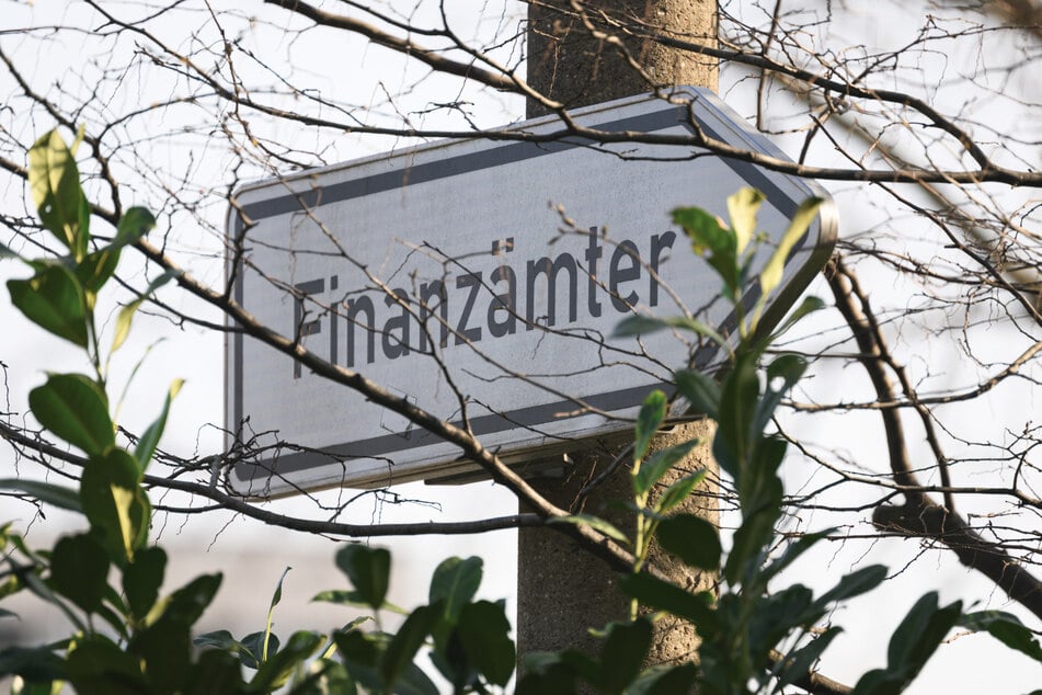 Mehr als 8500 Anzeigen wegen Steuerhinterziehung gingen 2024 bei den Finanzämtern ein. (Symbolbild)