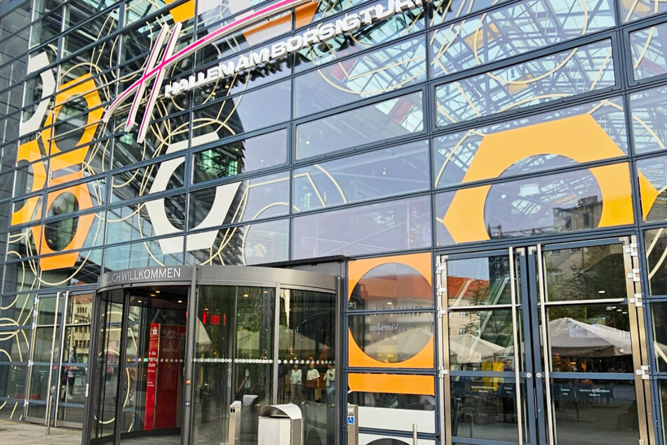 MediaMarkt Berlin-Tegel in den Borsighallen - Am Borsigturm 2.