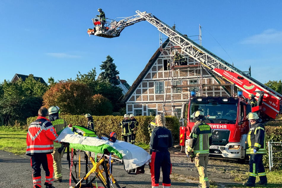 Der Dachdecker (52) wurde schwer verletzt.