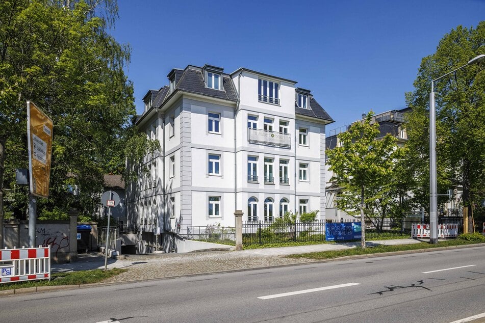Die Produktionsstätte des Unternehmens "Schubert und Braun Prothesenwerk" an der Bautzner Straße in der Radeberger Vorstadt.