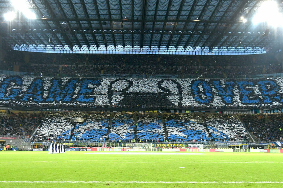 Eine Choreographie der Fans von Inter Mailand. So voll werden Italiens Stadien nicht mehr.