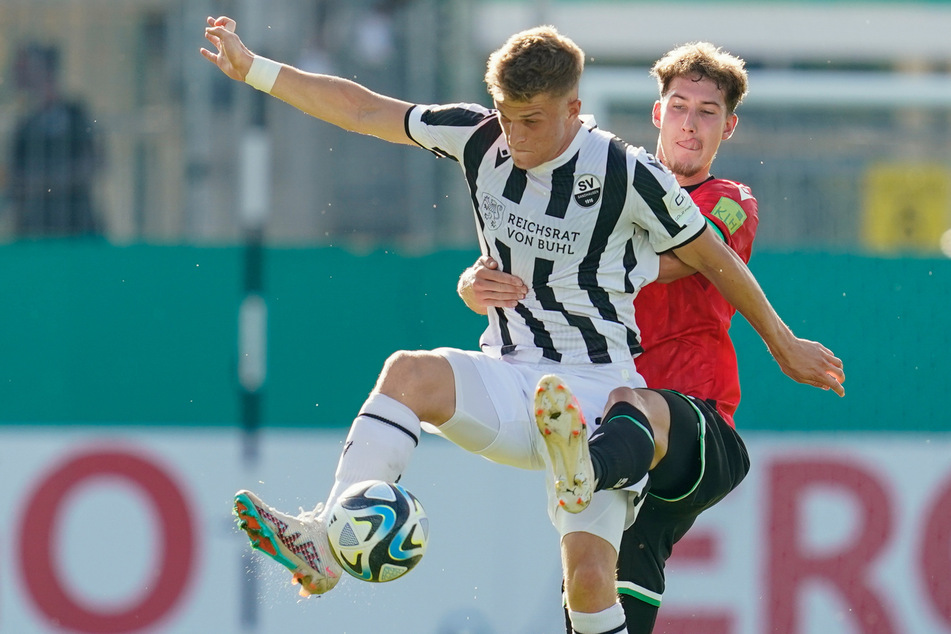 David Otto (24, vorne) blüht beim SV Sandhausen auf. Der Angreifer erzielte bislang vier Tore.