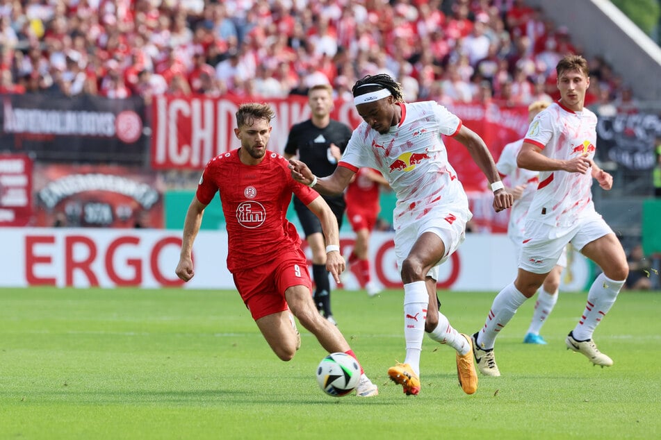 In 63 Spielen für Essen erzielte Leonardo Vonic (20, l.) starke 20 Treffer, zudem verteilte er acht Vorlagen.