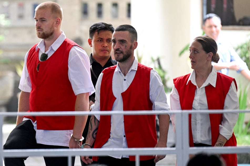 Das Trio wird Anfang nächsten Jahres wieder freigelassen.