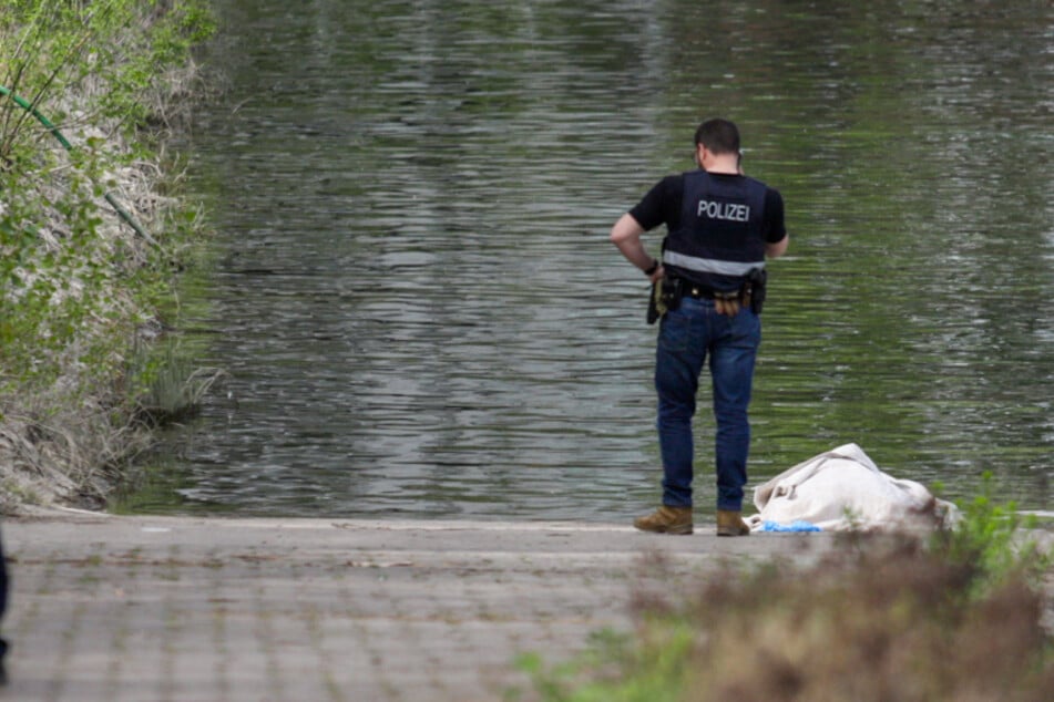Mysteriöser Fund in Mainz: Treibende Wasserleiche aus Rhein gezogen