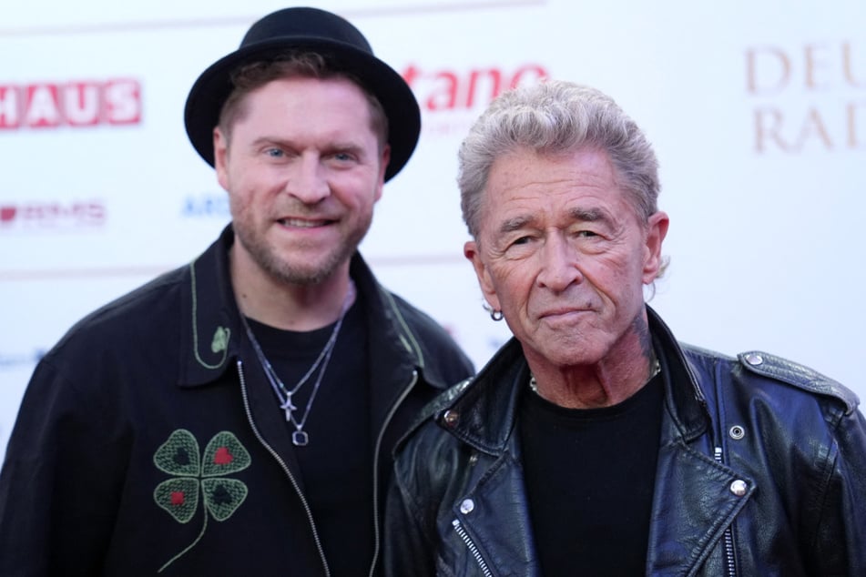 Zu den Gästen der "NDR Talk Show" am Freitagabend gehören unter anderem die Musiker Johannes Oerding (44, l.) und Peter Maffay (77).