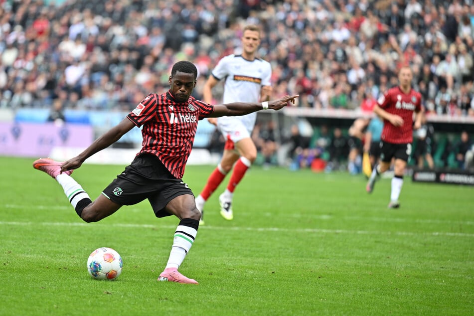 Aséko-Nkili (20) wechselt zurück zu den Bayern.