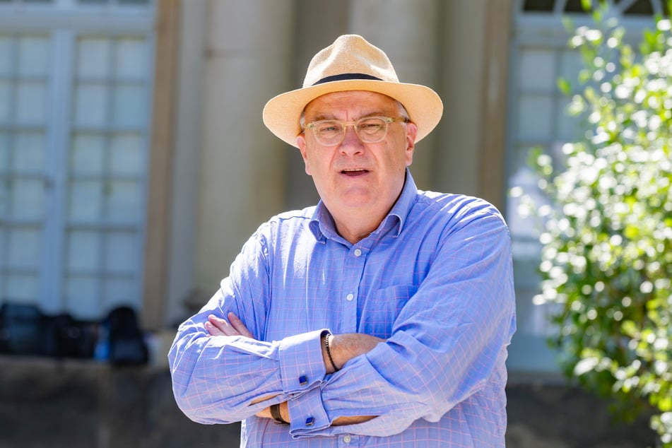 Schlösserland-Chef Christian Striefler (63). Im Frühjahr trafen die Verantwortlichen die Entscheidung, das Sprudeln der Fontäne einzuschränken.