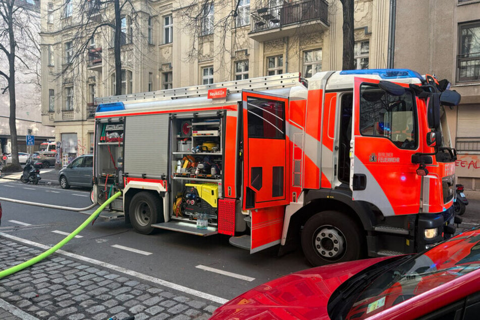 Rund 46 Einsatzkräfte der Feuerwehr sollen vor Ort gewesen sein.