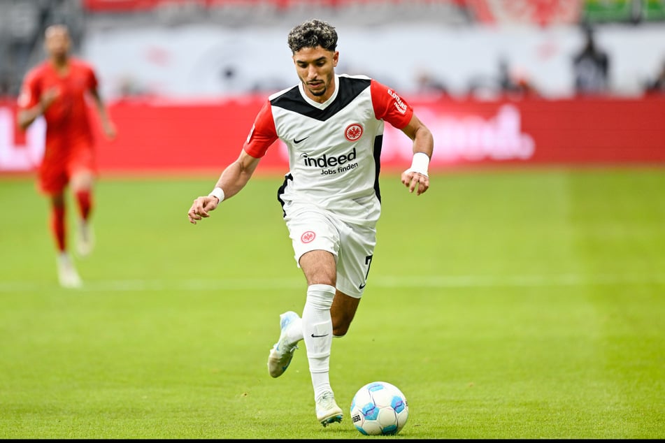 Scouts mehrerer großer Vereine aus der Premier League sollen Omar Marmoush (25) am vergangenen Sonntag beim 3:3 gegen die Bayern beobachtet haben.