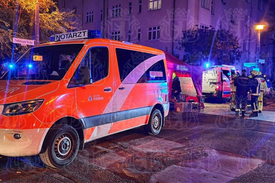 Die Berliner Feuerwehr ist zu einem Kellerbrand in Pankow gerufen worden.