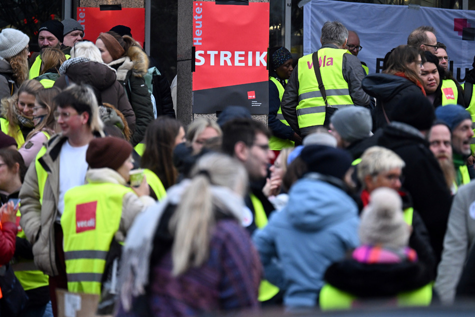 Verdi ruft Beschäftigte in den fünf Fulfillmentcentern Koblenz, Leipzig, Rheinberg, Dortmund und Bad Hersfeld zum Streik auf.