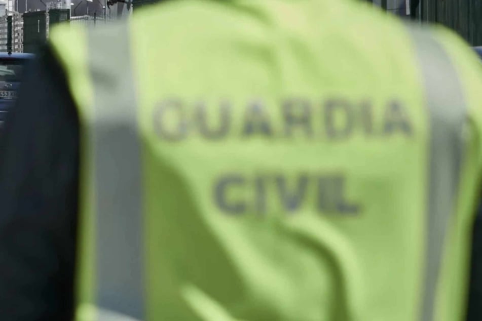 Beamte der Guardia Civil nahmen nach einer mutmaßlichen Vergewaltigung eines Mannes zwei Briten (beide 36) fest. (Archivbild)